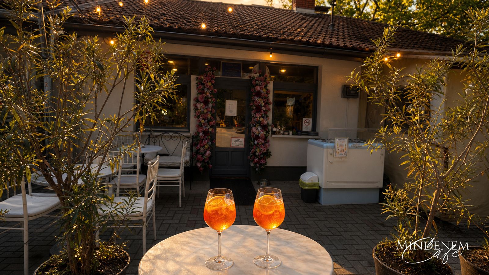 Aperol Spritz a naplementében, teraszos nyárbúcsúztató este az Öreghegyi kávézóban